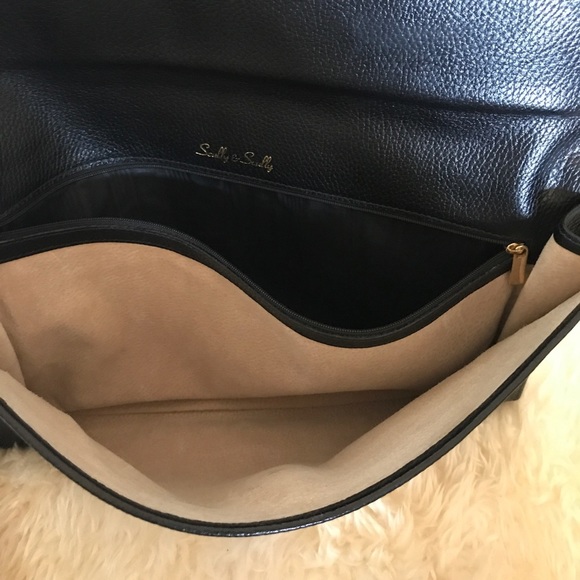 Rare Scully & Scully black 100% pebbled Leather oversized Envelope Clutch - Picture 7 of 10